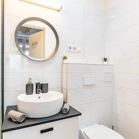 Bacso Golden * Budapest